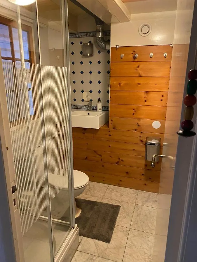 Truelove Guesthouse Amsterdam Netherlands